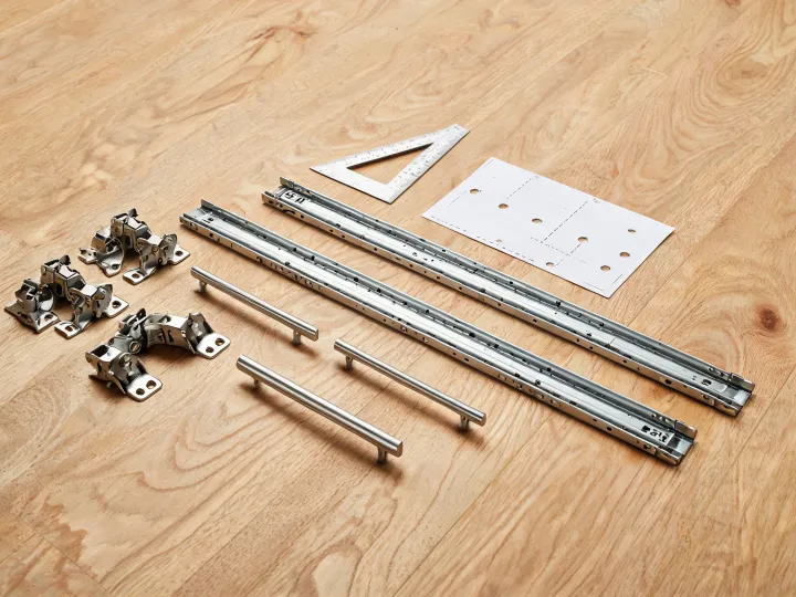 Cabinet hardware layout